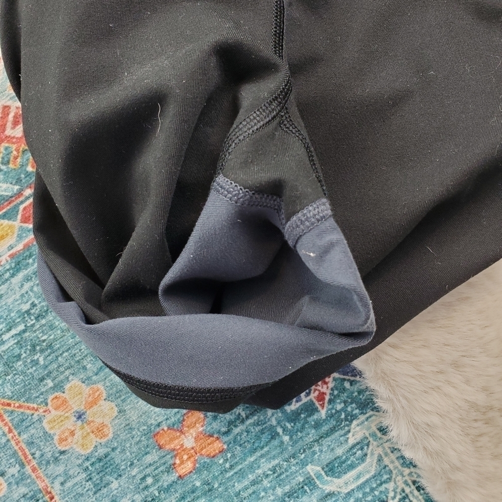 Old Navy Active Black Gray Legging Small - Picture 5 of 7